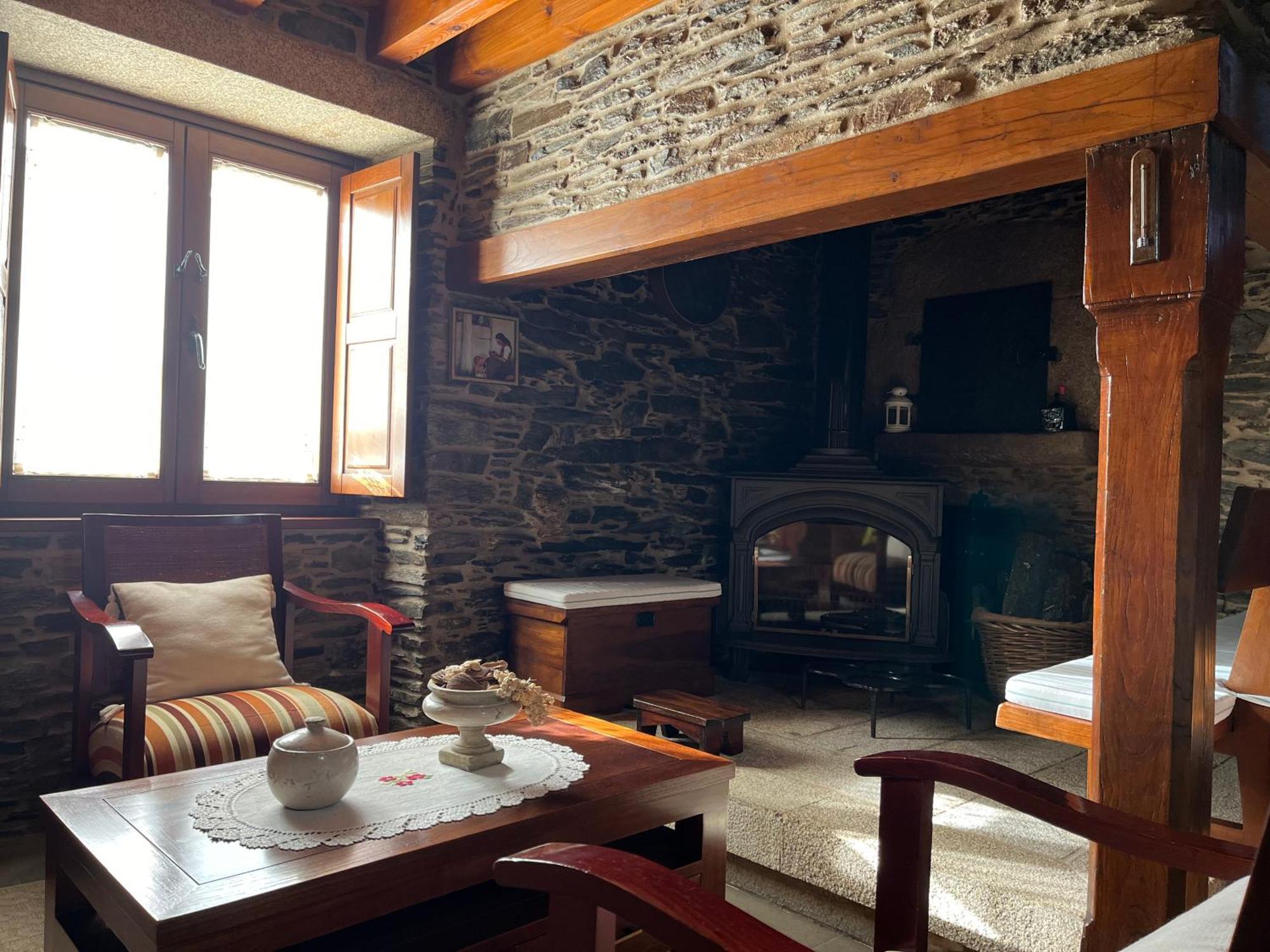 Casa Rural Dona Maria Ordes Exterior photo